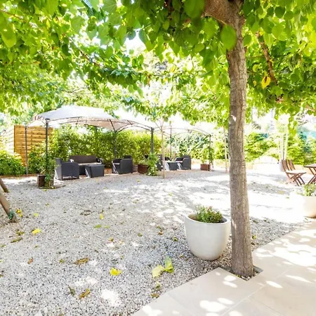 Апартаменты Apartamento Para 4 Con Jardin A 500m De La Playa *